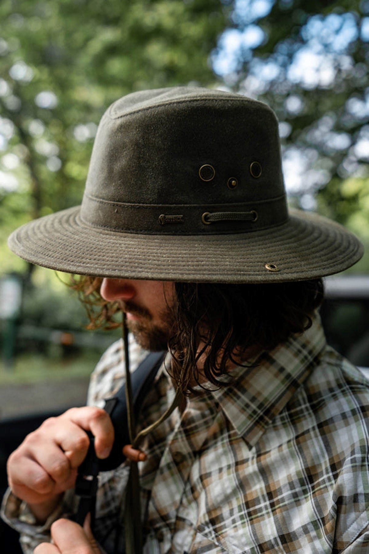 Oilskin River Guide Hat