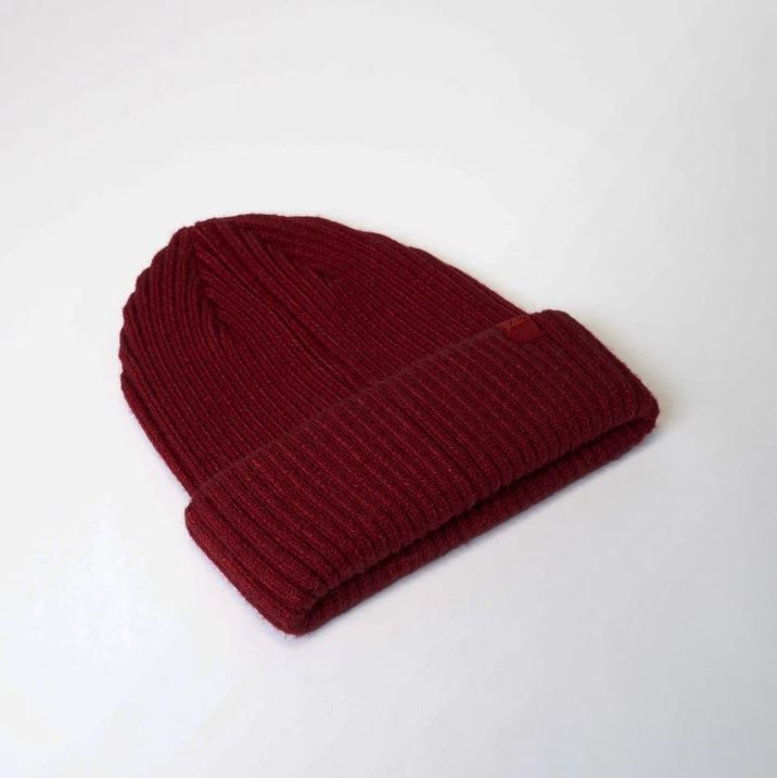 Hatworx Uflex Short Skull Cable Knit Beanie NZ cardinal red